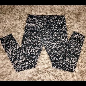 Nike leggings